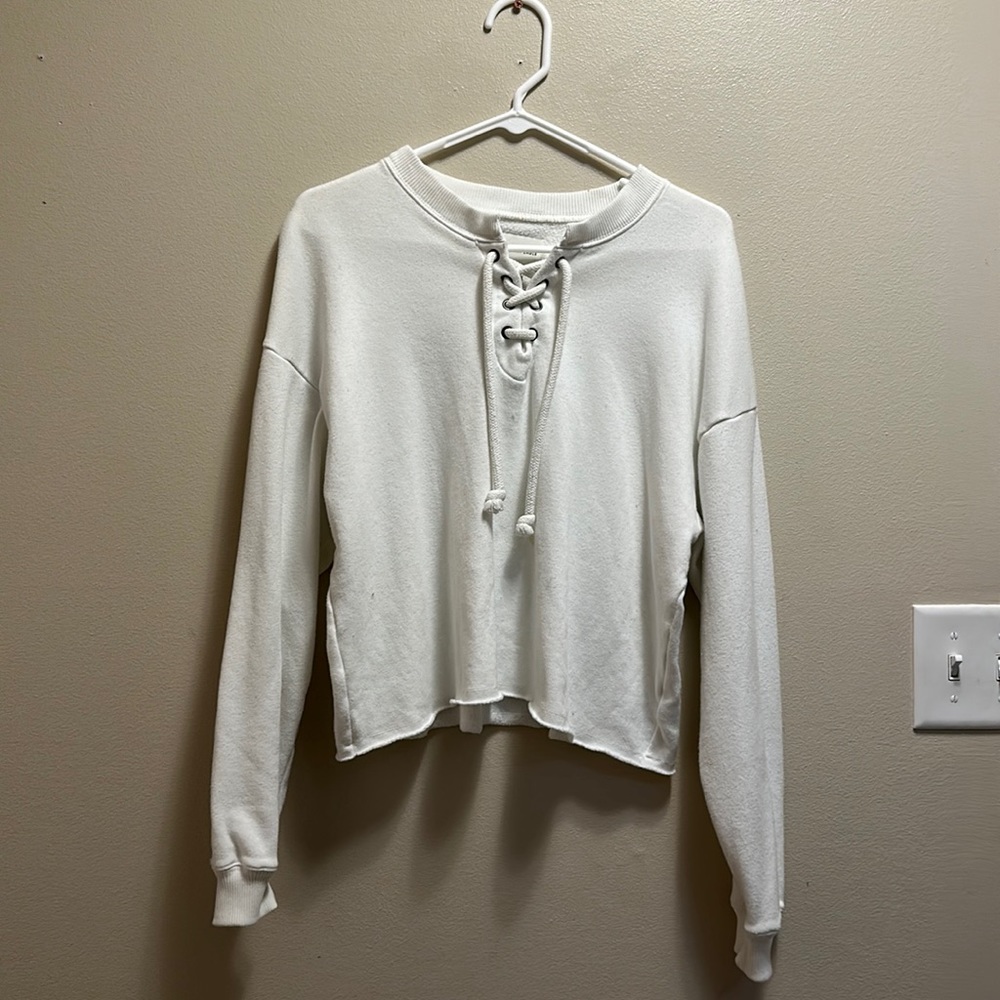 American Eagle sweater Size XS ⚪️white
